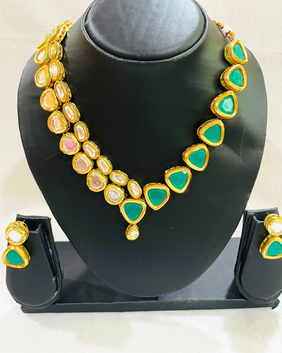 green kundan necklace