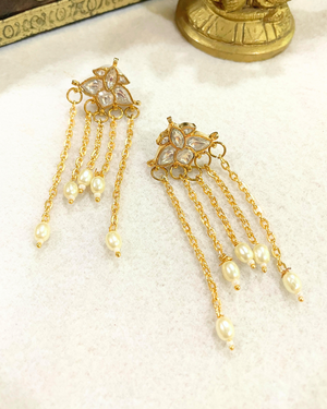 judau kundan earrings